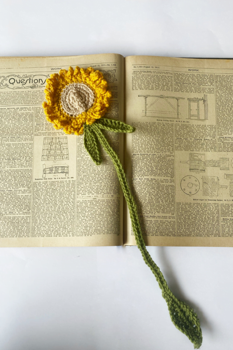 How to Make a Sunflower Crochet Bookmark Pattern | Free Pattern