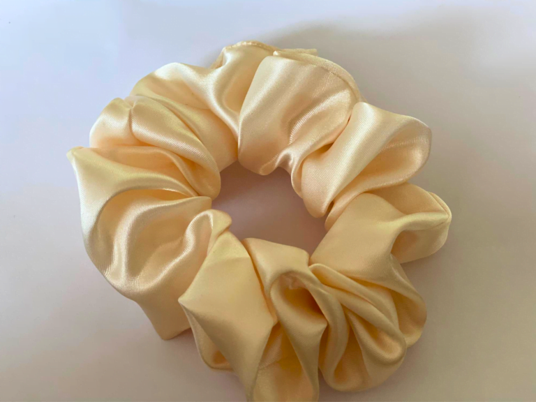 How to Make Scrunchie Without Hand Sewing