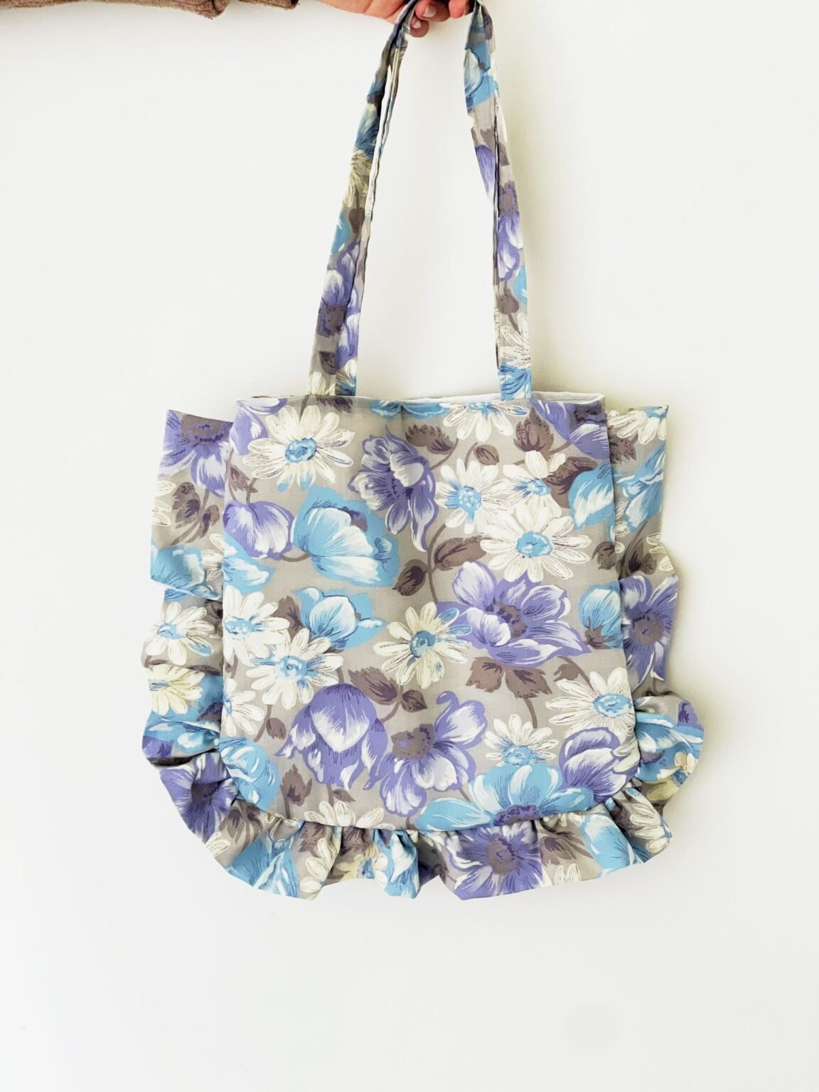 How To Make A Ruffle Tote Bag | Instructions | Missy Kate Creations