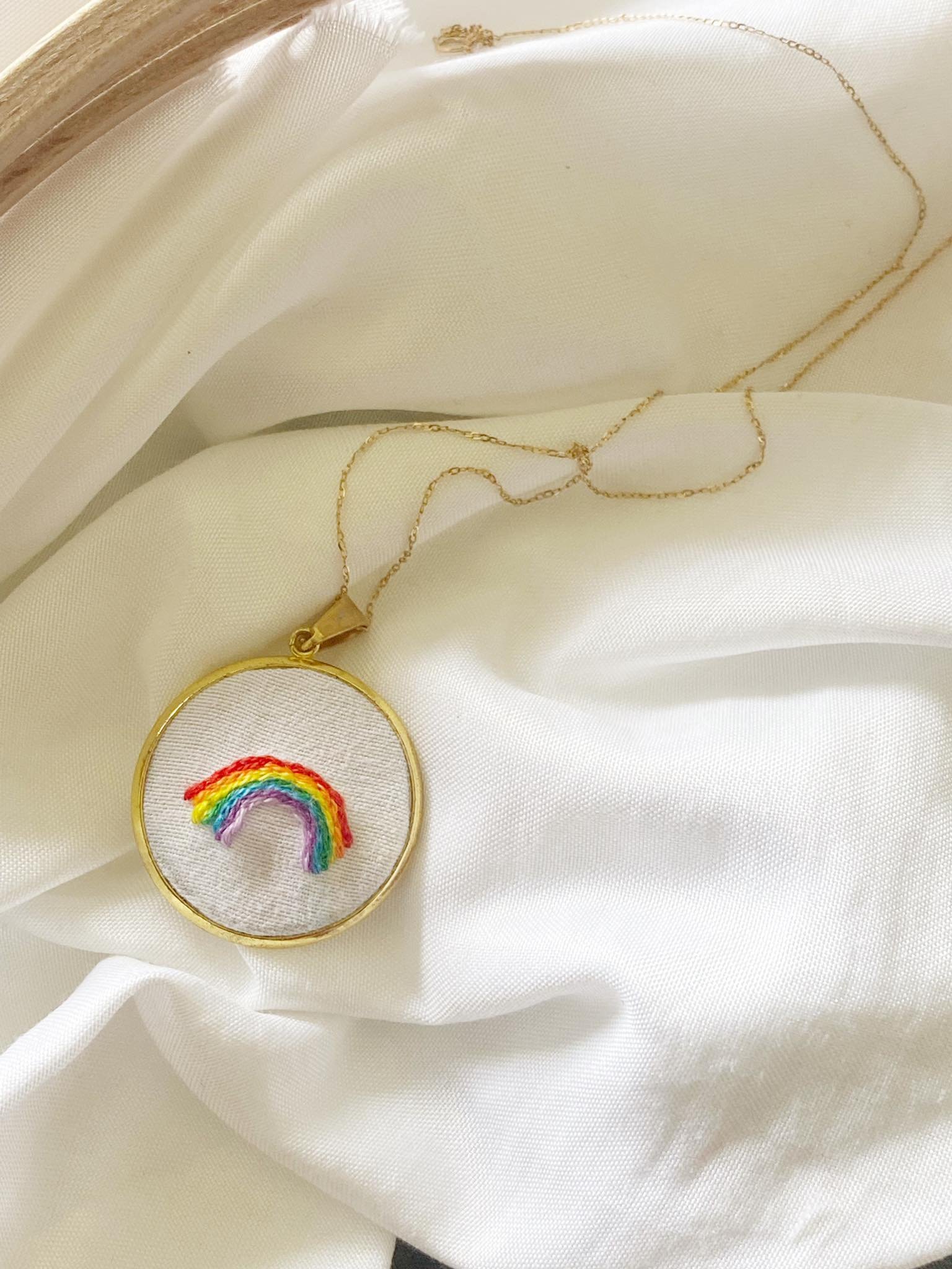 How To Make a Hand Embroidery Rainbow Necklace