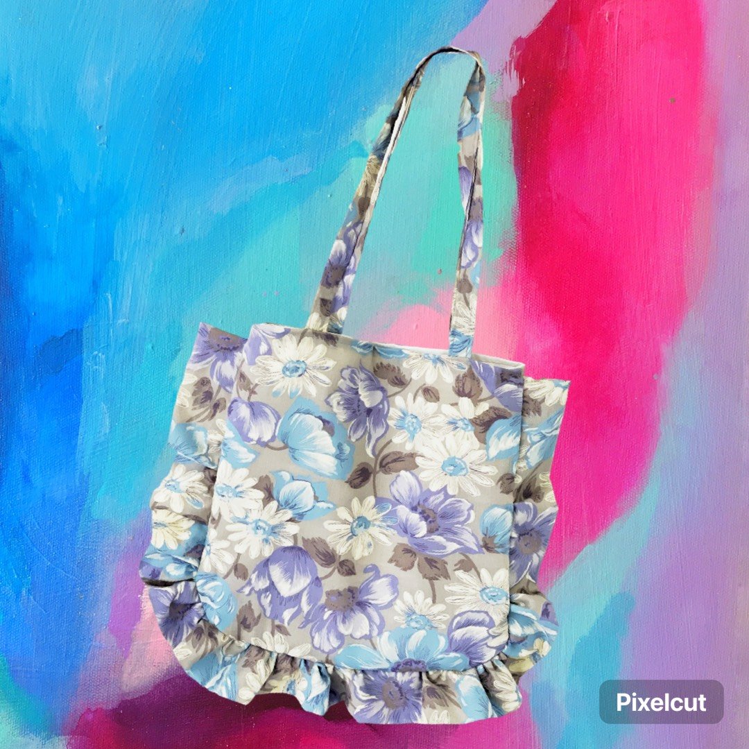 Tote Bag Sewing Pattern with Ruffle Detail, Step-by-step Instructions, Easy to Make, PDF A4 Download