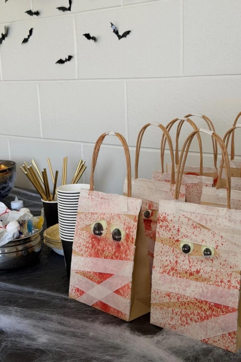 DIY Halloween Goodie Bags: Easy Mummy Tutorial