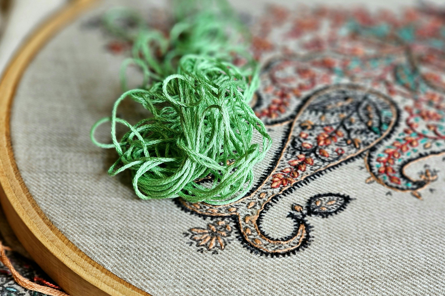 short vs long embroidery thread beginners